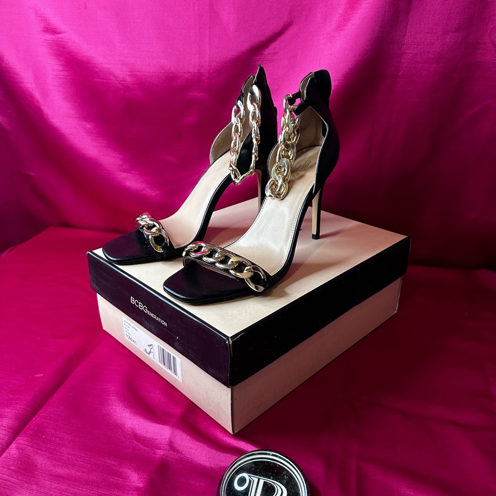 ⚜️Gold Chain Heel⚜️ - Picture 7 of 9